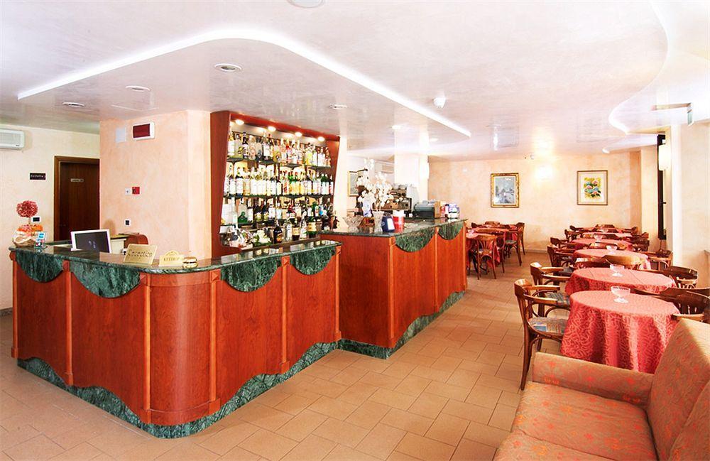 Hotel Bel Sogno Rímini Exterior foto